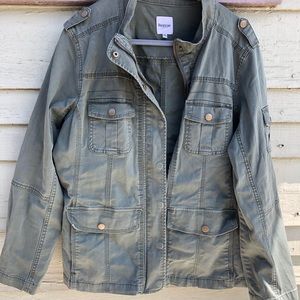 Kenzie Jeans army green lightweight jacket